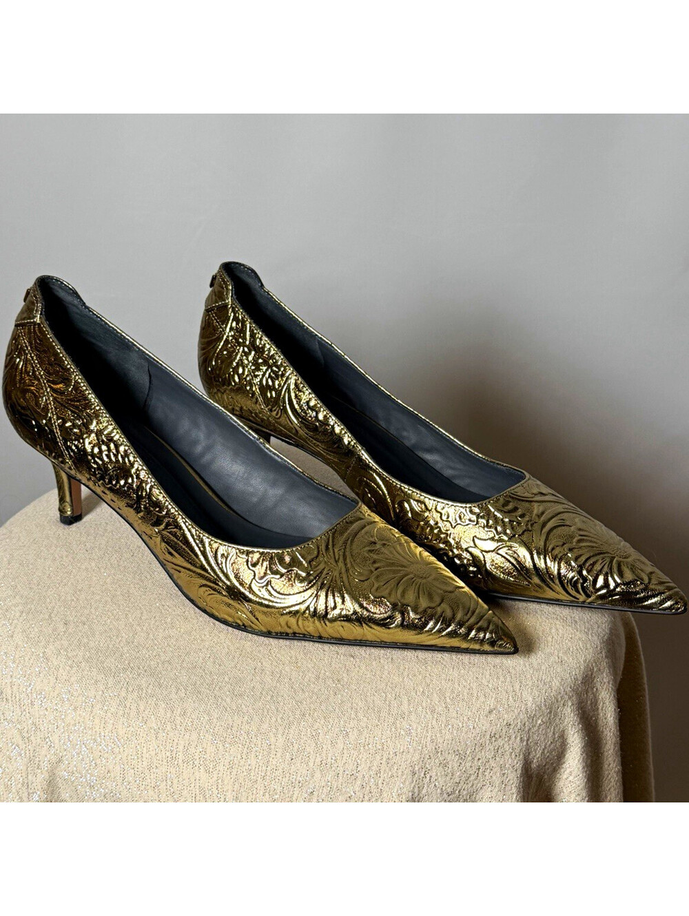 Franco Sarto Women's Gold Embossed Floral Pointed Toe Slip On Pump Heels 9M